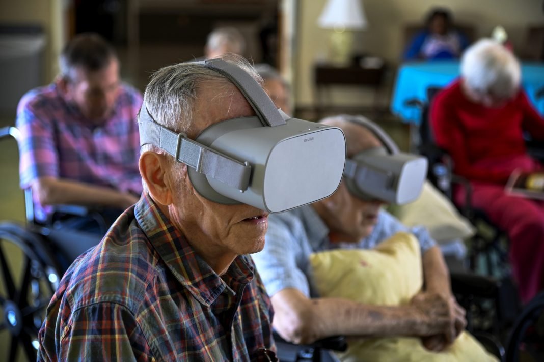 Benefits of Virtual Reality for Seniors